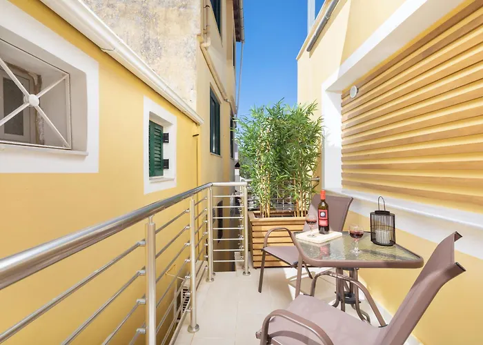 Levante Homes ليفكيمي