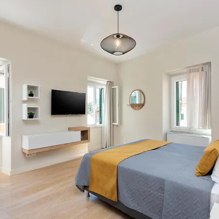 Levante Homes * Lefkimi