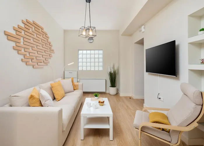 Апартаменты Levante Homes Лефкими