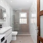 דירה Levante Homes *