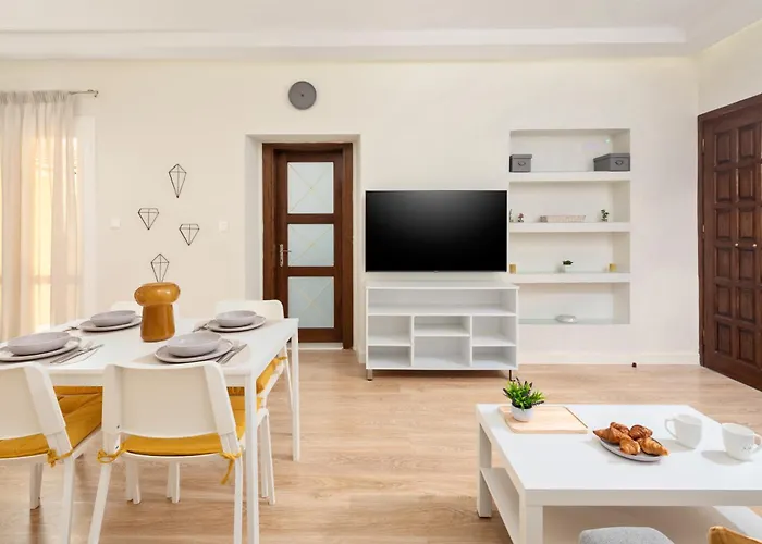 Levante Homes アパート *